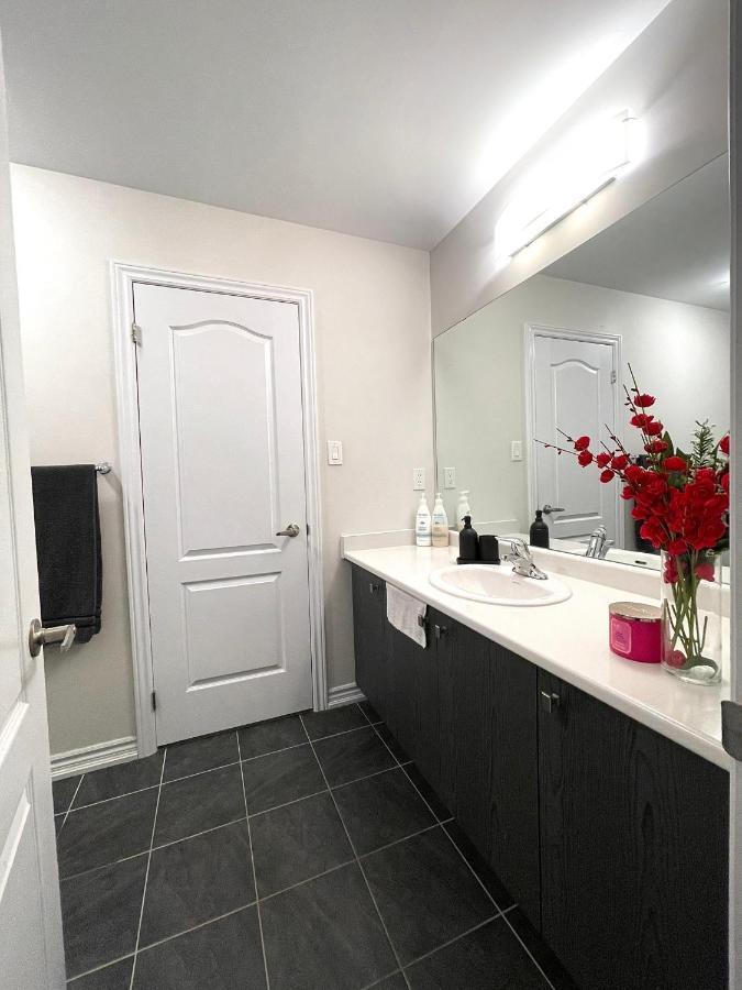 Niagara Falls Bnb 15 Mins Away From Falls Thorold Exterior photo