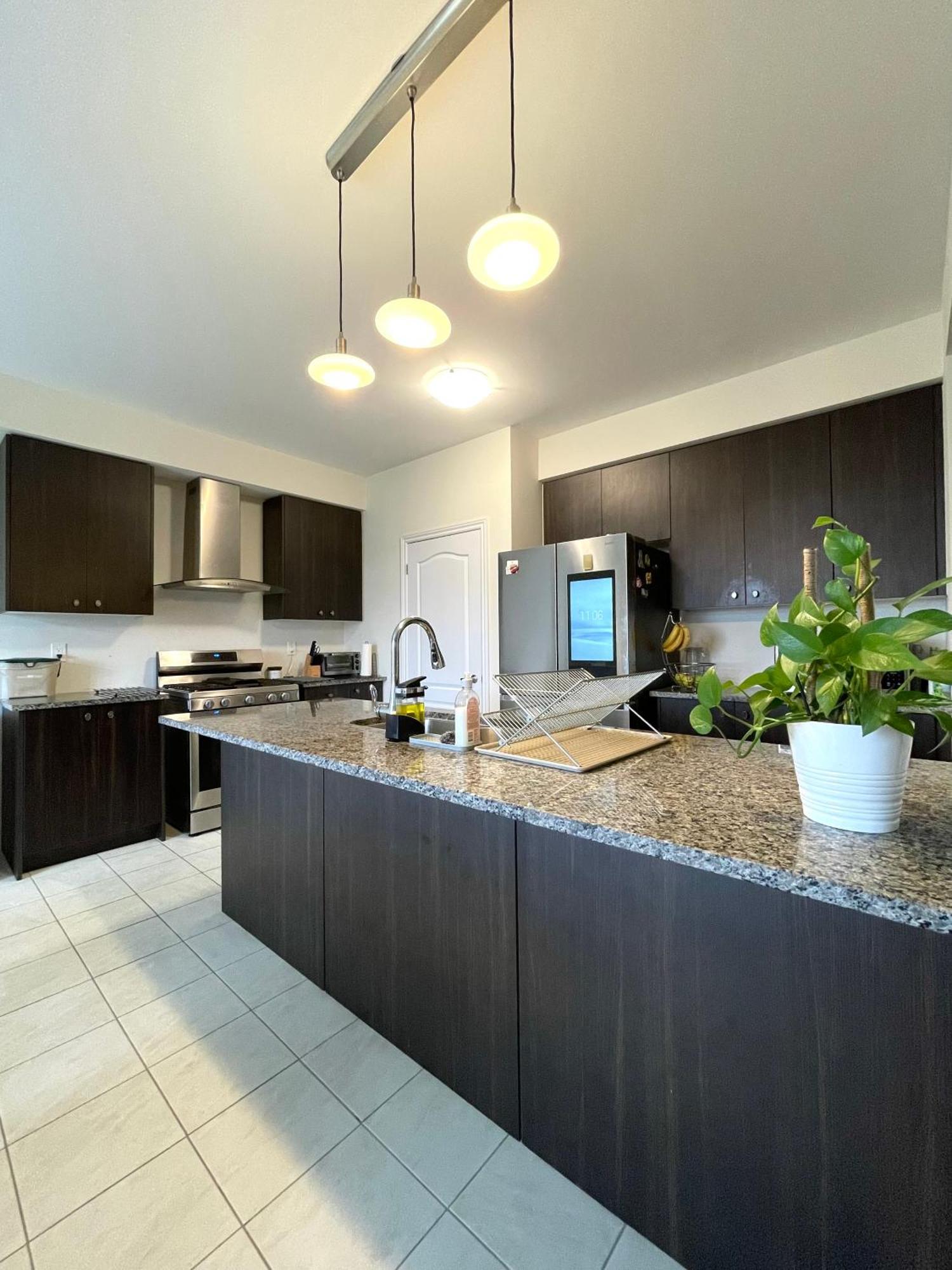 Niagara Falls Bnb 15 Mins Away From Falls Thorold Exterior photo